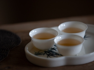 porcelain teacup 2 | BITTERLEAF TEAS