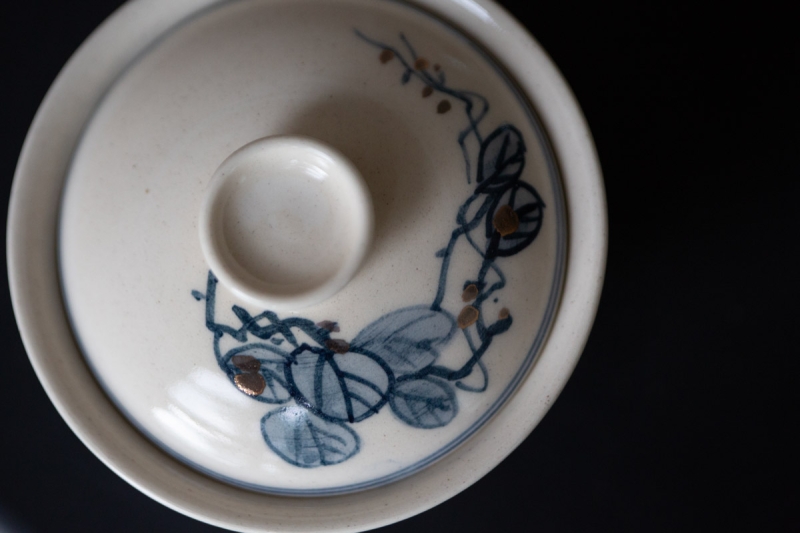 gilded qinghua gaiwan hulu 10 | BITTERLEAF TEAS