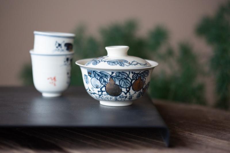 gilded qinghua gaiwan hulu 5 | BITTERLEAF TEAS