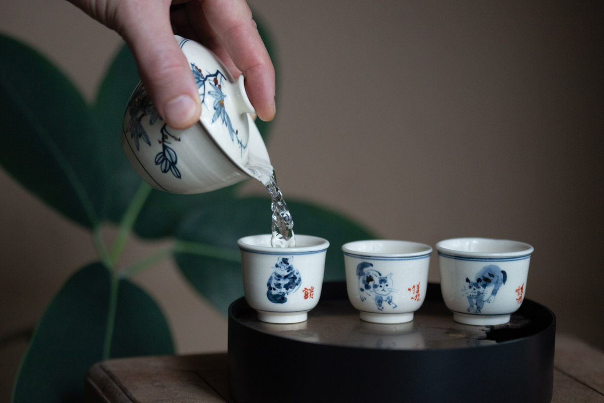 gilded qinghua gaiwan pomegranate 11 | BITTERLEAF TEAS