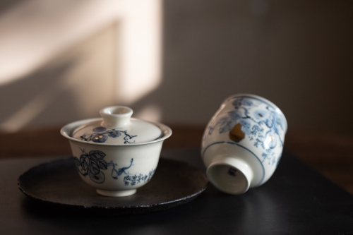 Gilded Qinghua Gaiwan - Hulu - Image 6