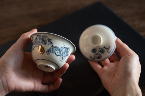 Gilded Qinghua Gaiwan - Hulu - Image 2