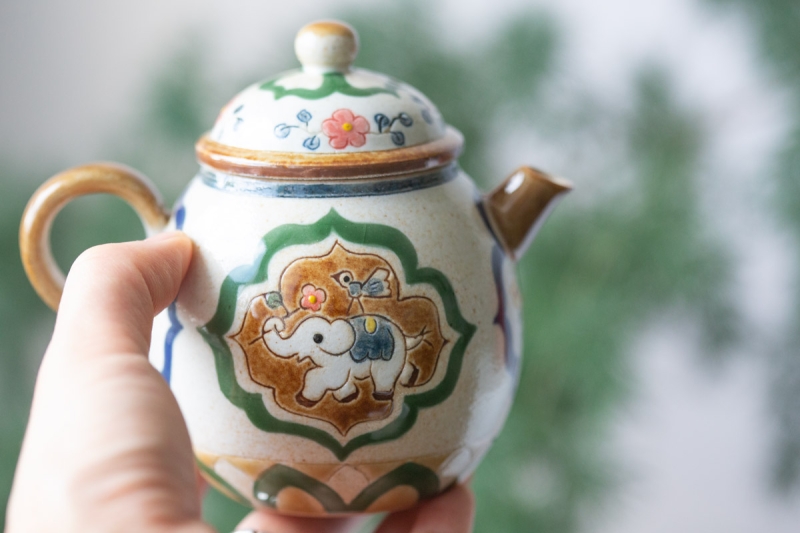 friends of the forest ruyi teapot 11 | BITTERLEAF TEAS