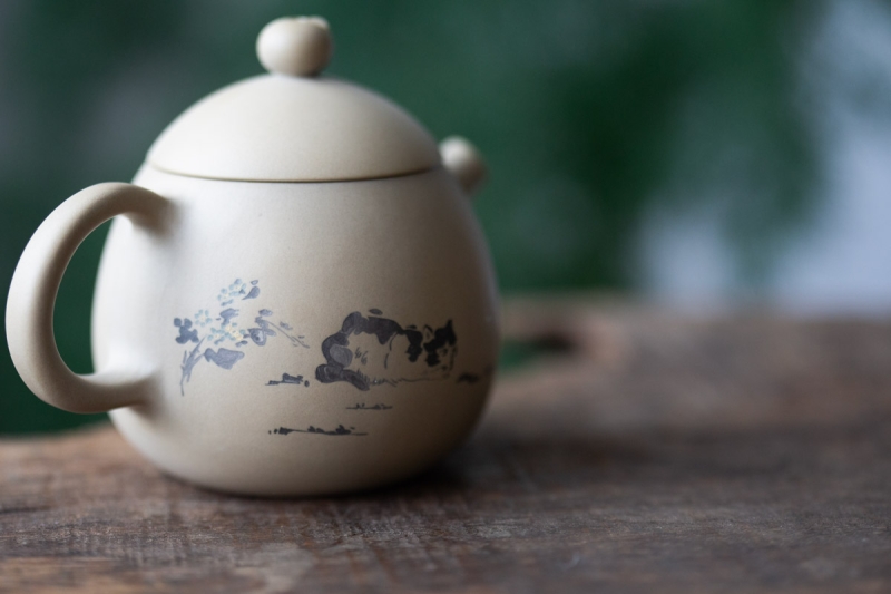 natural habitat jianshui zitao teapot hunter 12 | BITTERLEAF TEAS