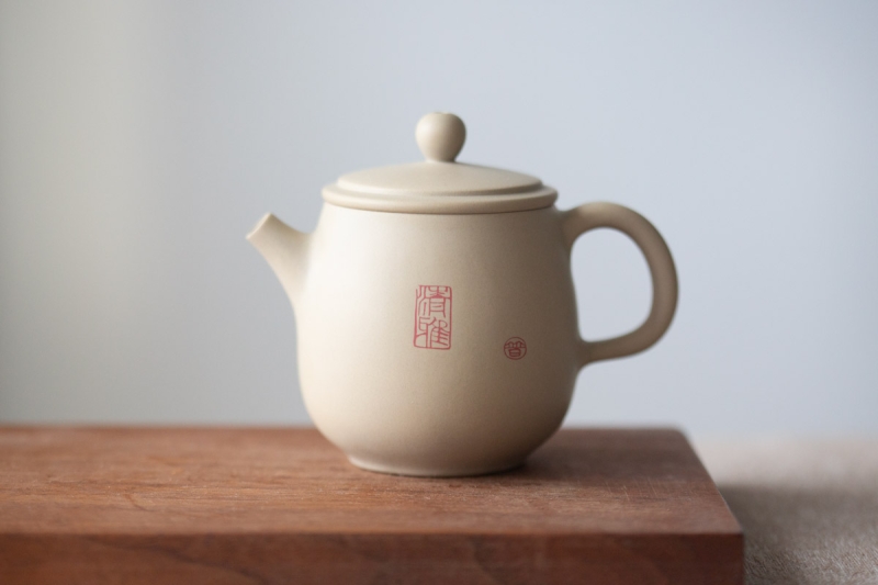 natural habitat jianshui zitao teapot magnolia vi 4 | BITTERLEAF TEAS