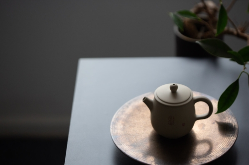 natural habitat jianshui zitao teapot white crane ii 9 | BITTERLEAF TEAS