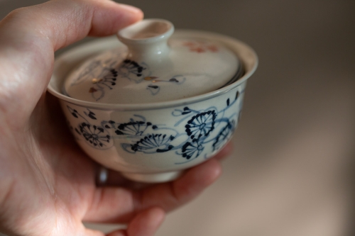 Gilded Qinghua Gaiwan - Plum Blossom - Image 6