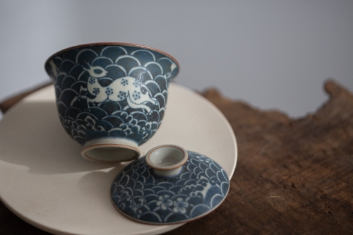 Muted Qinghua Gaiwan - Deer & Wave - Image 4