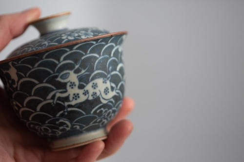 Muted Qinghua Gaiwan - Deer & Wave - Image 5