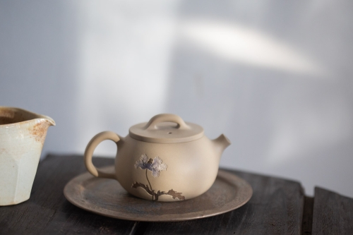 Natural Habitat Jianshui Zitao Teapot - Violet - Image 3