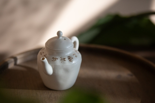 Poet Teapot - Image 3