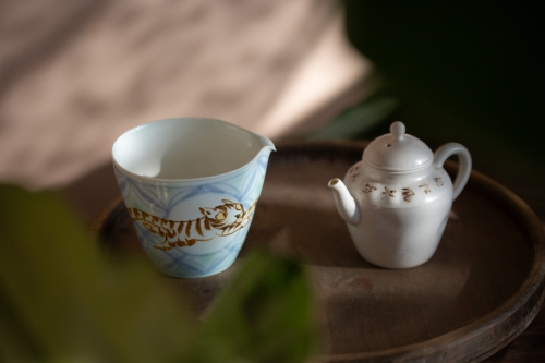 Poet Teapot - Image 7