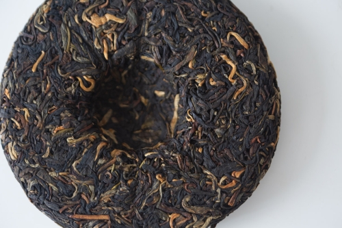 Sugary Pick Me Up 2024 Shaihong Black Tea x Yashixiang Dancong Oolong - Image 8