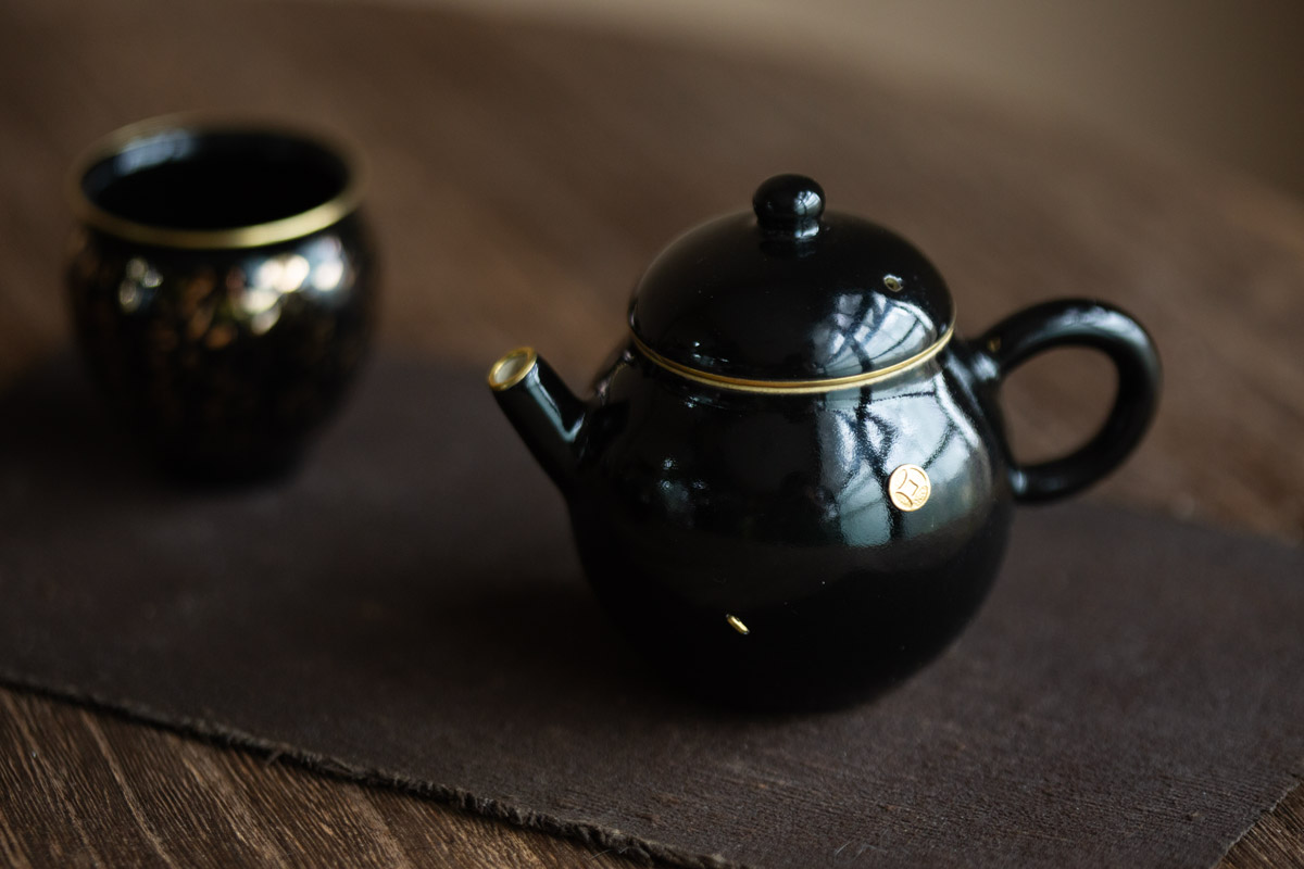 alchemy teapot black gold coin 10 | BITTERLEAF TEAS