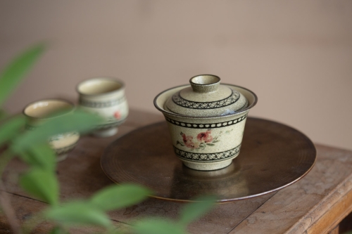 In Good Company Gaiwan - Fruit - Image 1